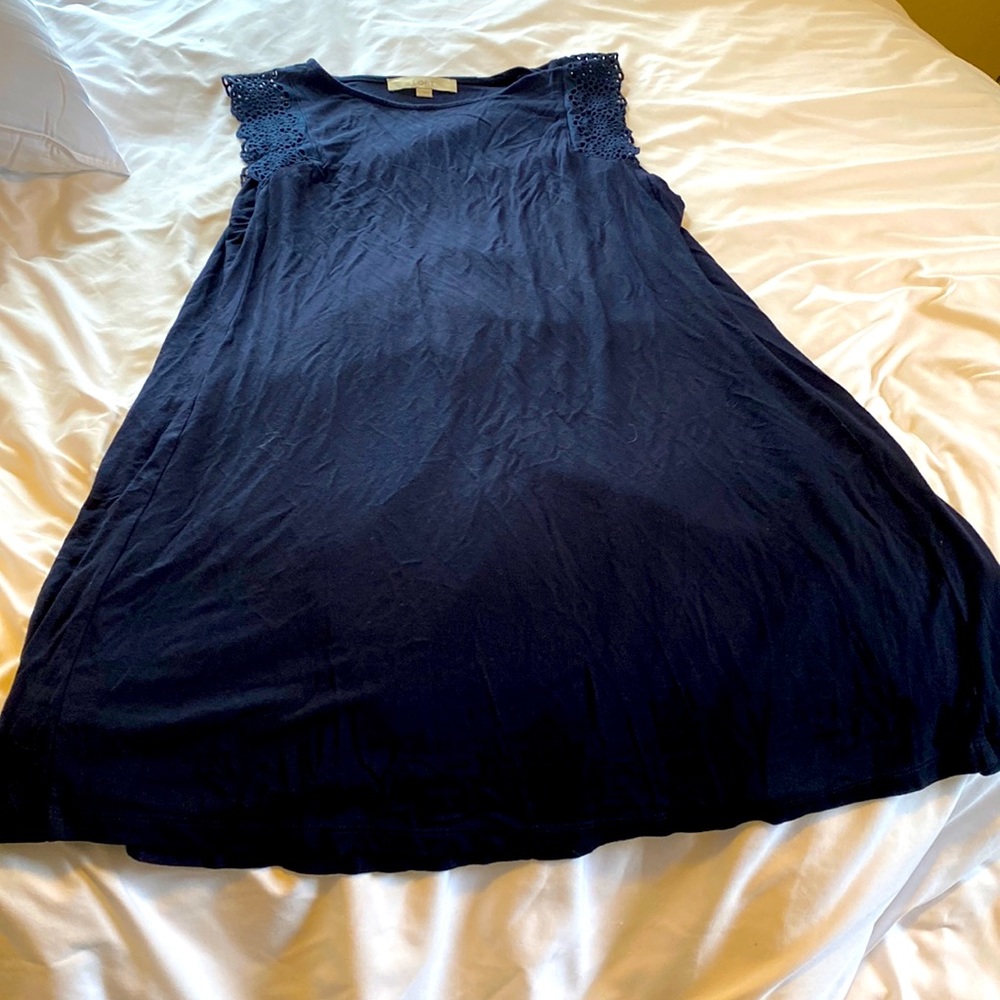 Jersey lace sleeve swing dress
